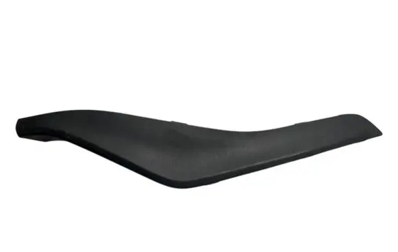 Front bumper splitter molding