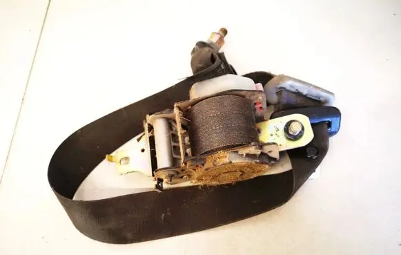 Honda Civic Rear seatbelt 220995