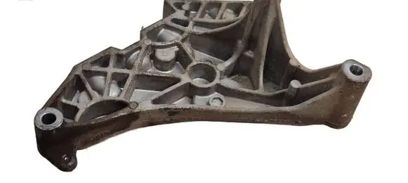 Audi TT TTS Mk2 Engine mounting bracket 03L199207