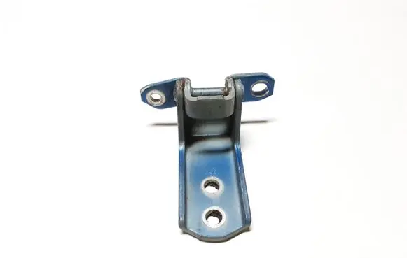 Suzuki Grand Vitara II Front door upper hinge 63J