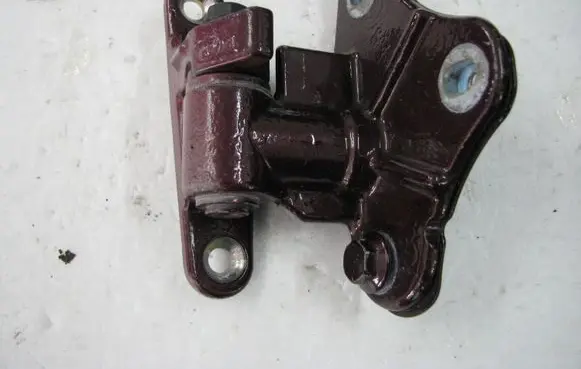 Mercedes-Benz GL X164 Rear door lower hinge