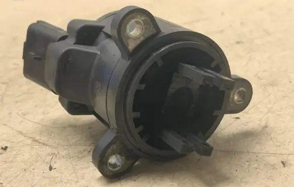 Citroen C4 I EGR valve 21604679