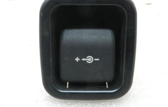 BMW 3 F30 F35 F31 12 V Socket (rear) 61346843098 6843098