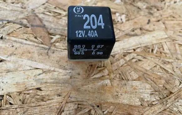 Audi A4 S4 B5 8D Other relay 431951253H