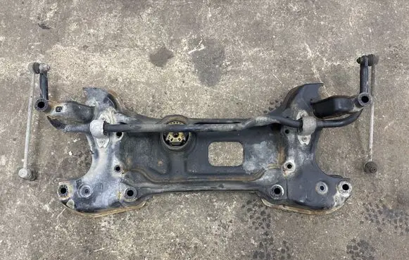 Volkswagen Caddy Front subframe