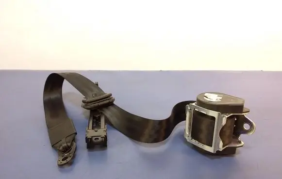 Audi Q7 4L Front seatbelt 606669600