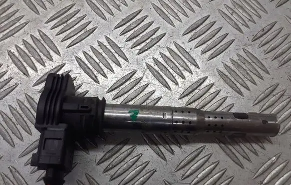 Audi A8 S8 D3 4E Spark distributor 07K905715