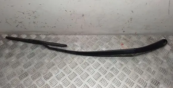 KIA EV6 Front wiper blade arm 