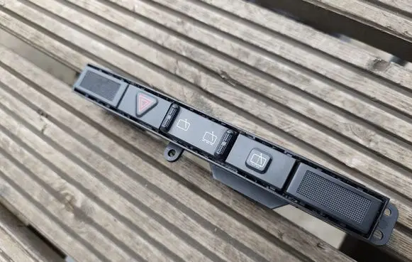 Chrysler Voyager Hazard light switch 04685925AA