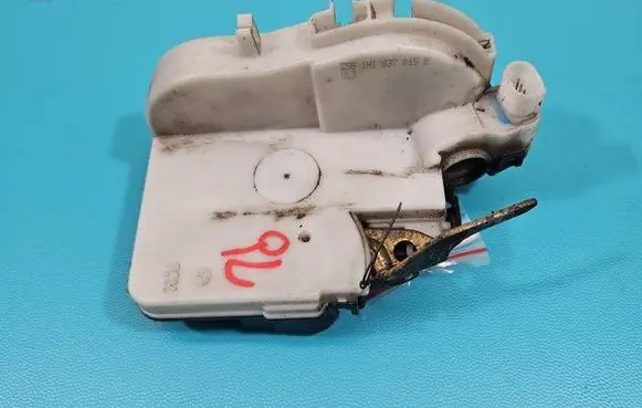 Front door lock