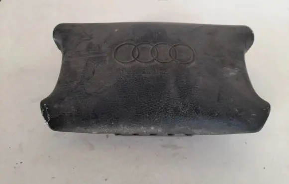 Audi A4 S4 B5 8D Steering wheel airbag FGBAMPT10457