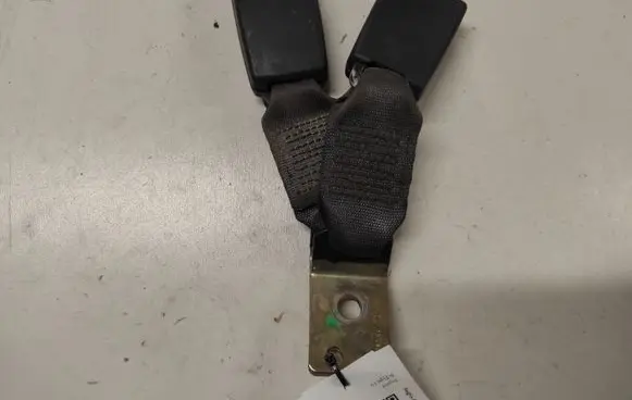 Jaguar S-Type Rear seatbelt buckle 2R83F60045 33048307 F327436A001