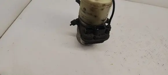 Volkswagen Polo IV 9N3 Power steering pump 6Q0423156AB