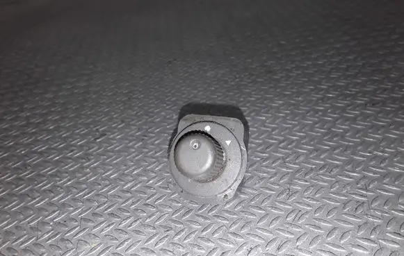 Alfa Romeo 156 Wing mirror switch