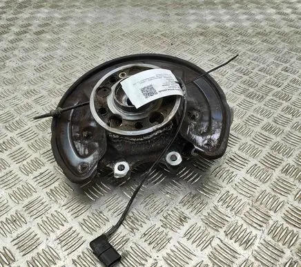 Mercedes-Benz C W205 Rear wheel hub A2053500241