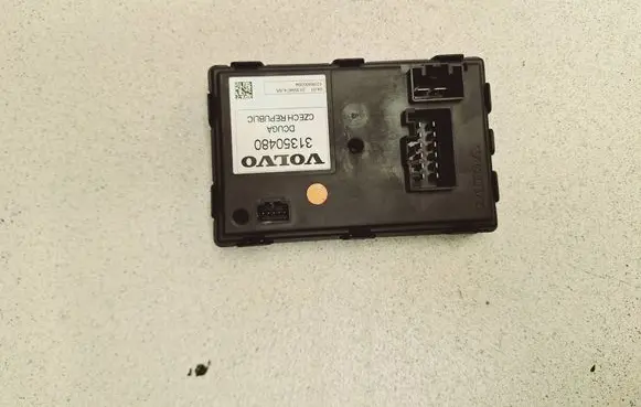 Volvo V60 Tow bar trailer control unit/module 31350480 31350474AA 26800204