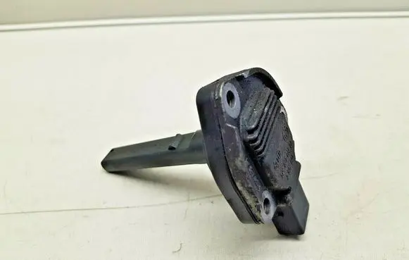 BMW X3 E83 Oil level sensor 7508003 nr6437
