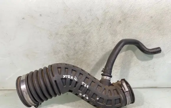 Nissan X-Trail T31 Intercooler hose/pipe