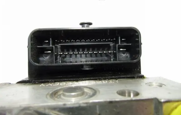 Fiat 500L ABS Pump XDA0350936