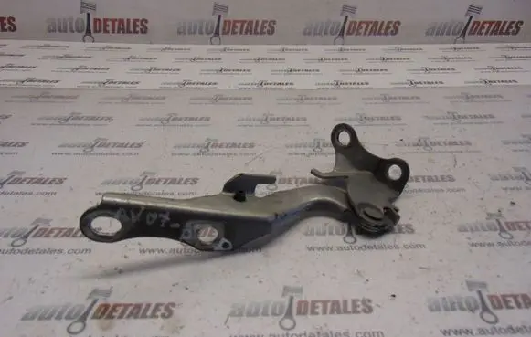 Toyota Avensis T250 Engine bonnet/hood hinges