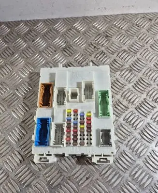 Volvo V40 Comfort/convenience module 31453131