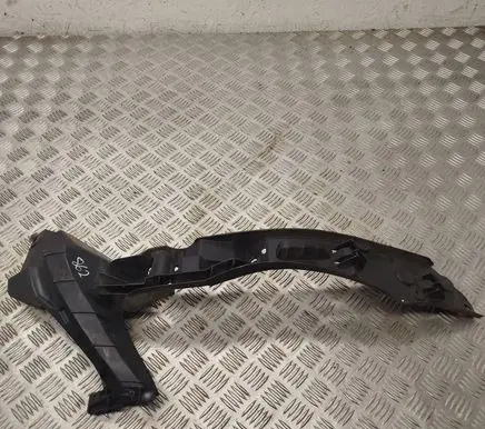 Volkswagen Touareg I Front bumper mounting bracket 7L6807184D