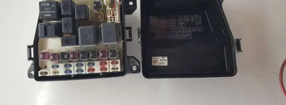 Mazda Premacy Fuse box set