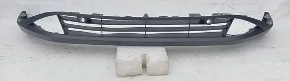 Nissan Qashqai J12 Front bumper lip 620266UA0A