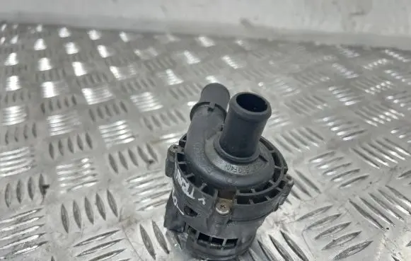 Nissan X-Trail T31 Electric auxiliary coolant/water pump 0392023015