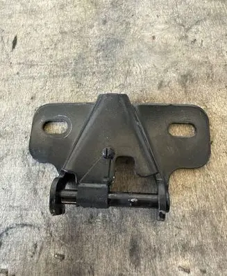Renault Master III Rear door exterior handle/bracket P1100629