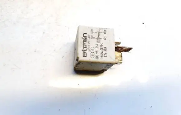 Audi A4 S4 B7 8E 8H Other relay 8d0951253 370