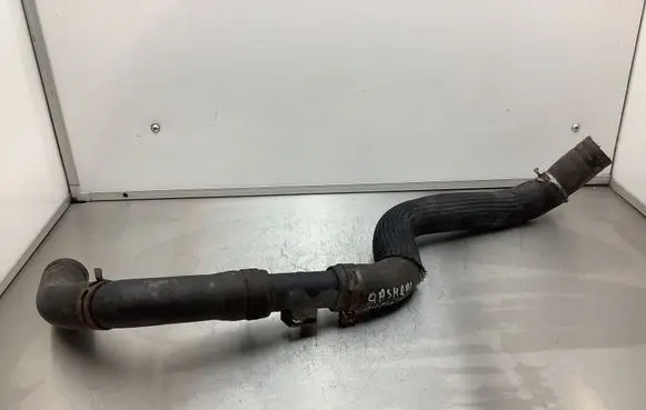 Nissan Qashqai Coolant pipe/hose 
