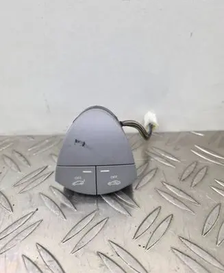Mercedes-Benz E W211 Alarm switch A2118213151 8702533021 74108620
