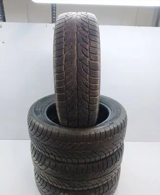 BMW 3 E46 R16 winter tire 