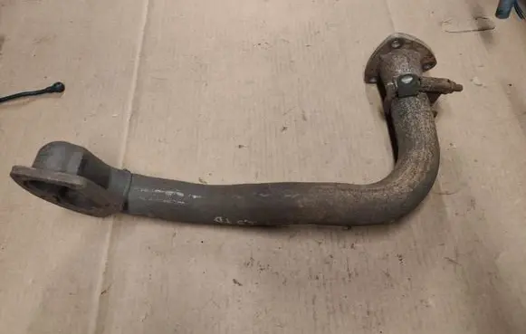 Jeep Cherokee XJ Exhaust gas pipe 52019357