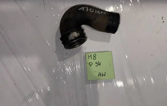 Volkswagen PASSAT B5 Coolant pipe/hose 
