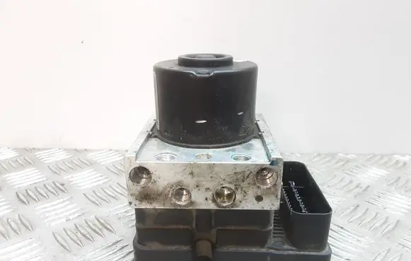 Ford Focus ABS Pump 3M512M110JA