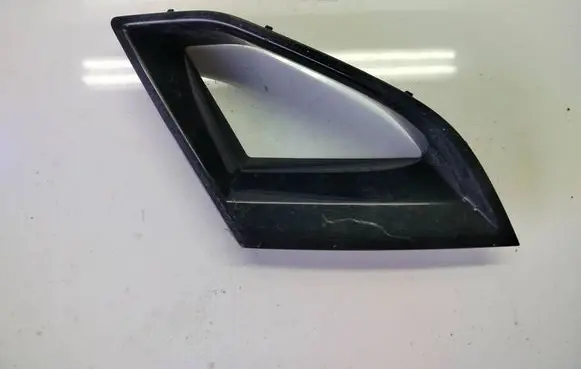 Front bumper lower grill