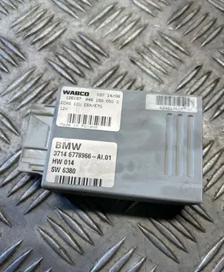 BMW X5 E70 Air suspension control unit module (rear) 6778966