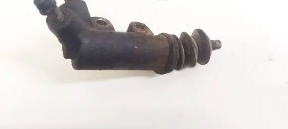 Toyota Avensis Verso Master brake cylinder