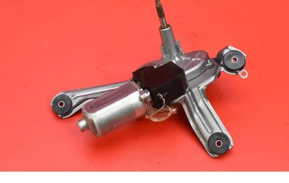 Toyota Avensis Verso Rear window wiper motor 8513005100