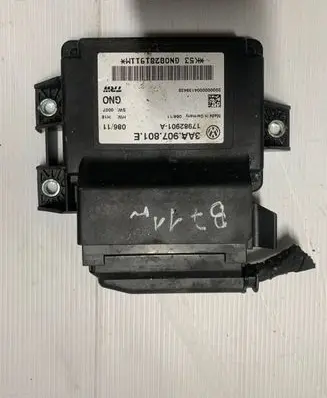 Volkswagen PASSAT B7 Hand brake control module 3AA907801E 17982901A