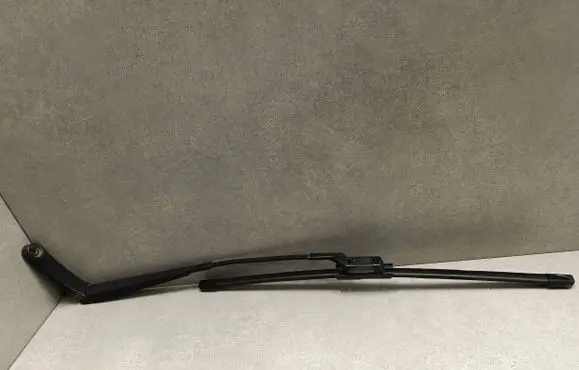 Volkswagen Tiguan Front wiper blade arm 5N1955410