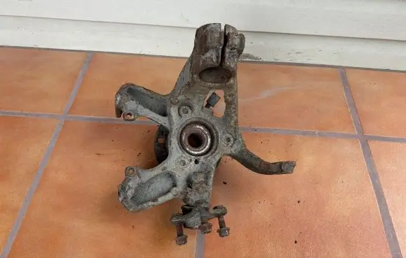 Skoda Octavia Mk3 (5E) Front wheel hub 5Q0407256N 5Q0407256P
