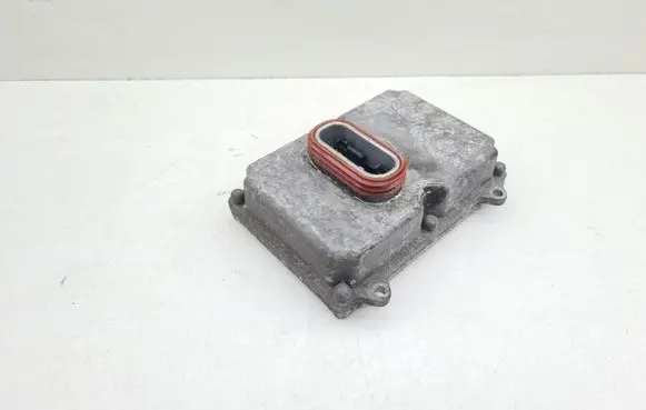 Mercedes-Benz E W211 Headlight ballast module Xenon A0028202426 5DF008279 5DF00827900