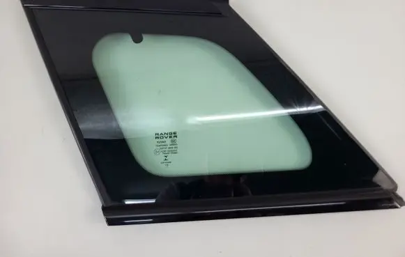 Land Rover Evoque I Rear side window