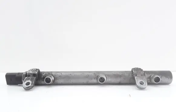 Mercedes-Benz E W211 Fuel main line pipe A6420700695