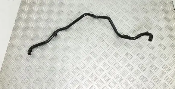 Engine coolant pipe/hose