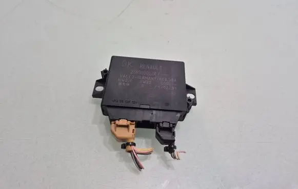 Renault Megane III Parking PDC control unit/module 259900002R