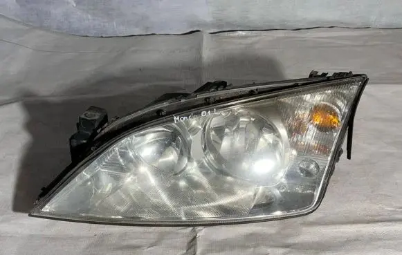 Ford Mondeo Mk III Headlight/headlamp 1S7113006AJ 0301174201 1S7113006